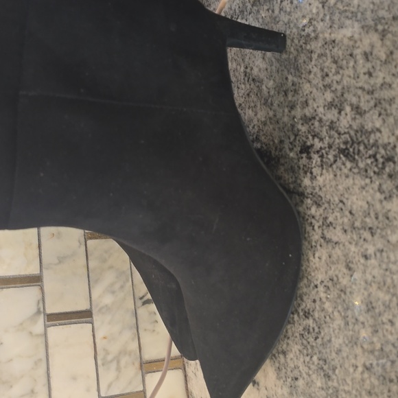 A New Day Black Knee High Stiletto Boots - Picture 2 of 3